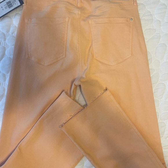 Navi high rise, crop flare jeans - Picture 4 of 5